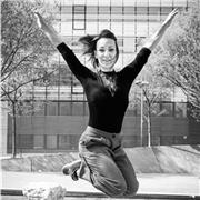 J'enseigne le Pilates, le stretching, la danse, gym douce